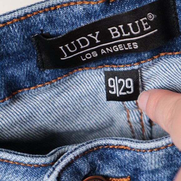 Judy Blue Jeans - Picture 3 of 7